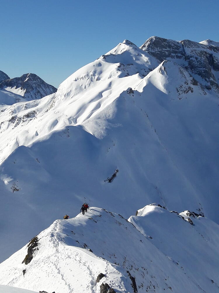 Au sommet du Pic Lary Au sommet du Pic Lary